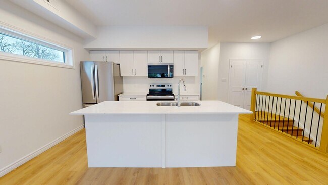Photo du bâtiment - BEAUTIFUL 2 BEDROOM 2 BATH APARTMENT FOR JUNE IN SOUTH LONDON
