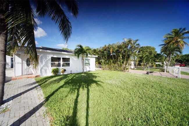 Foto del edificio - 621 Hudson Rd