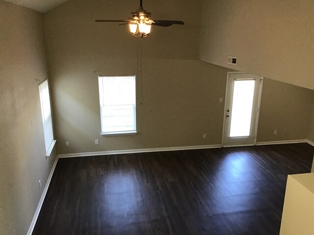 Building Photo - 16663 Aulton Drive