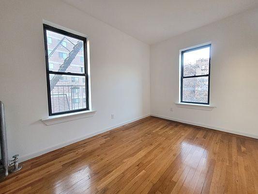 Foto del edificio - 1 bedroom in BRONX NY 10468