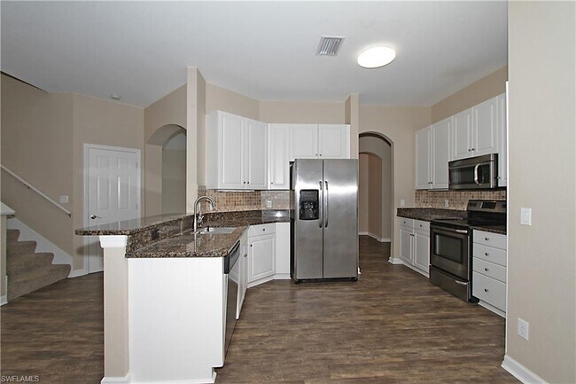 Building Photo - 14028 Clear Water Ln