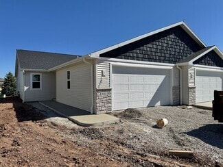 Building Photo - 830 Highland Park Rd