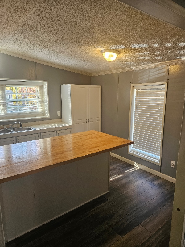 Building Photo - 145 Otter View Ct