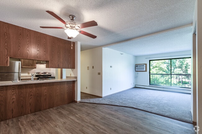 Interior Photo - Woodland Park Apartments