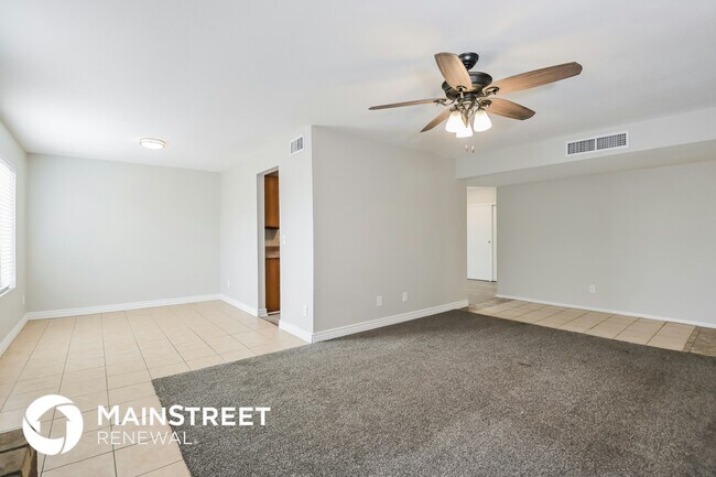 Building Photo - 3771 W Raintree Dr