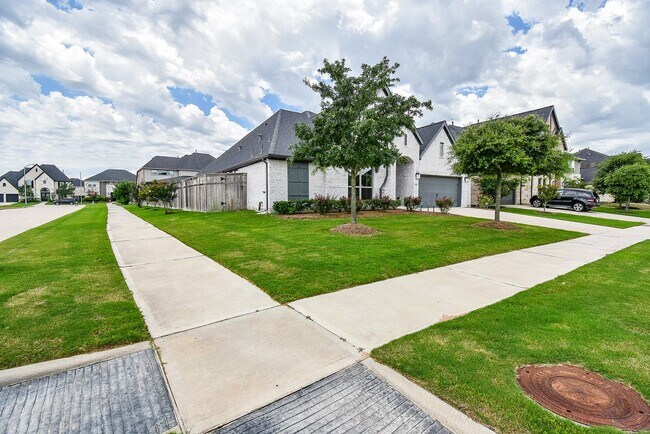 Foto del edificio - 28903 Creekside Bend Dr