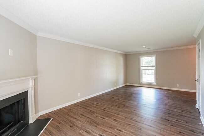 Foto del edificio - 111 Dorchester Ct