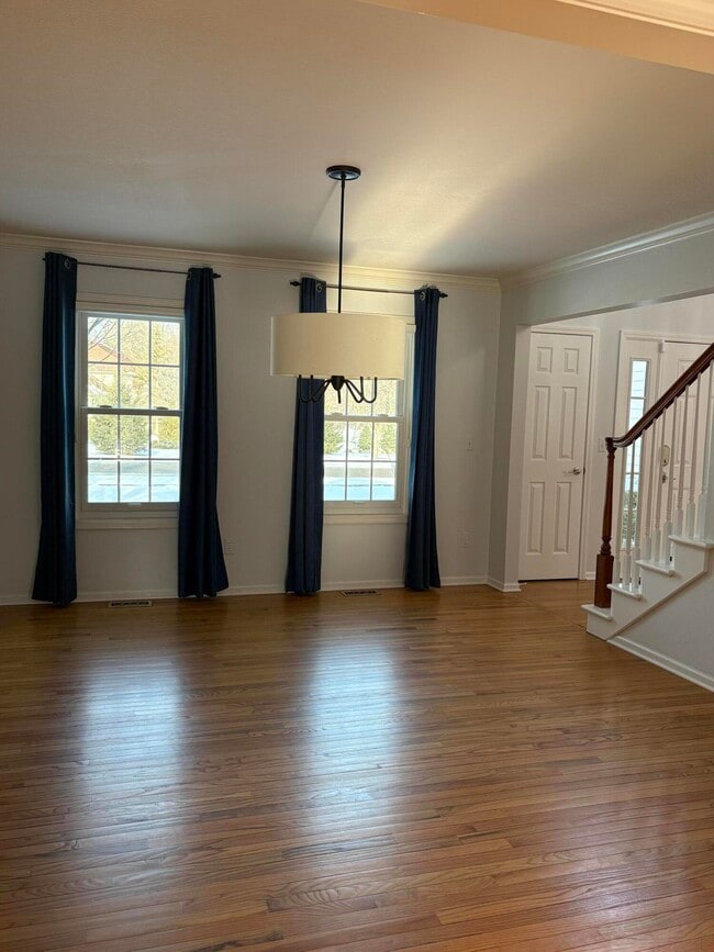 Foto del edificio - 1280 Waterways Dr