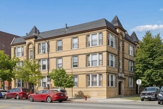 Building Photo - 2405 W McLean Ave