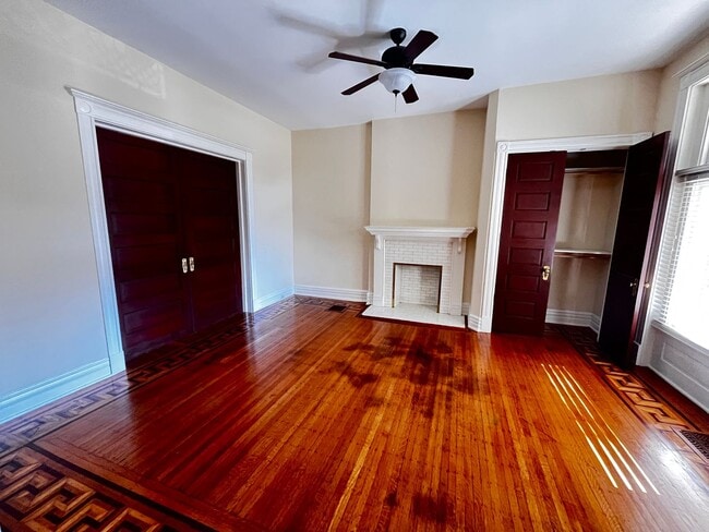 Building Photo - 1921 Frankfort Ave