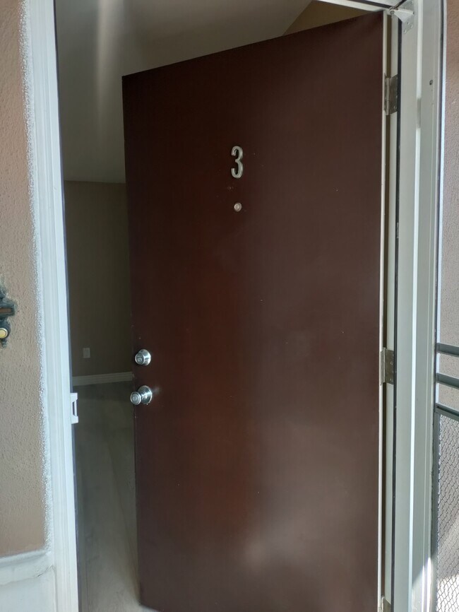 Front door - 2035 Meridian Ave