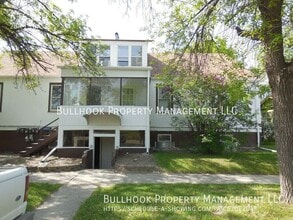 Building Photo - 636 6th St