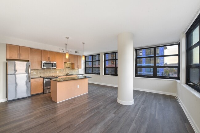 Building Photo - Affinity at 2M Street