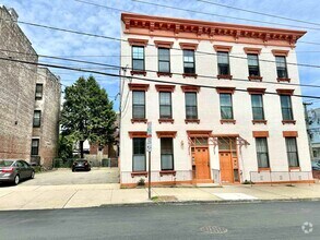 Building Photo - 88 South St