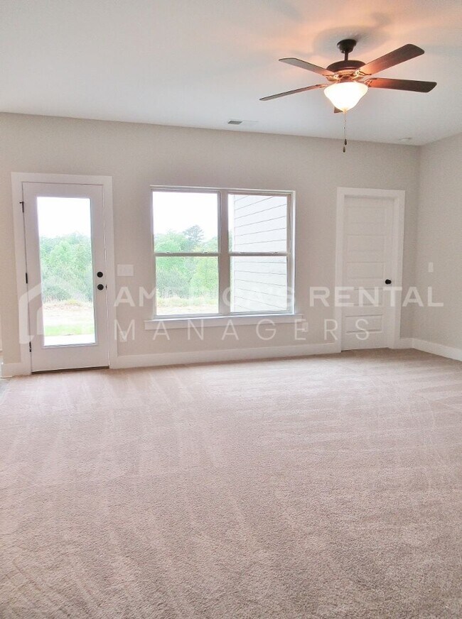 Building Photo - Home for Rent in Tuscaloosa...Available No...