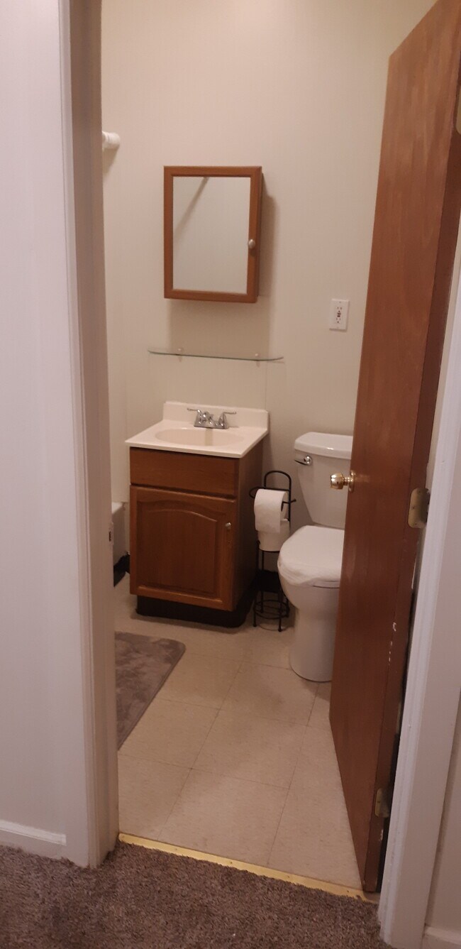 Bath - 3801 N 15th St