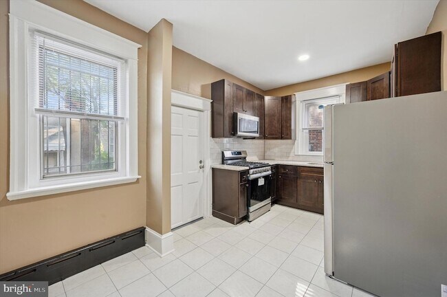 Foto del edificio - 5215 Spruce St