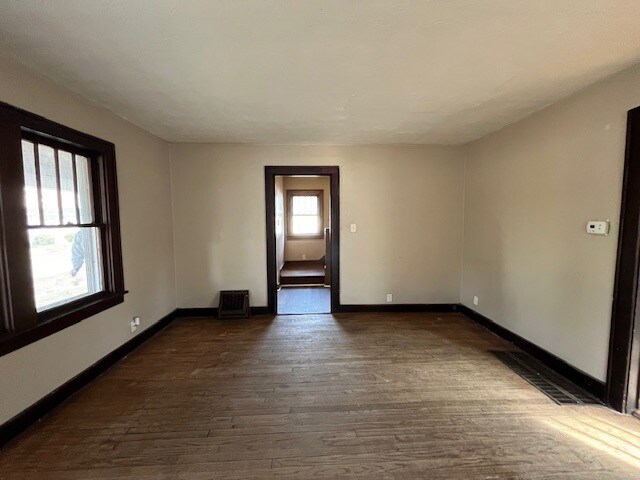 Foto del edificio - 1210 N Johnson St