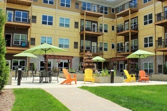 Courtyard - Granite Ridge Apartments