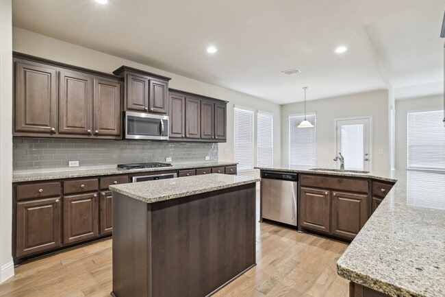 Building Photo - 5729 Fuder Dr