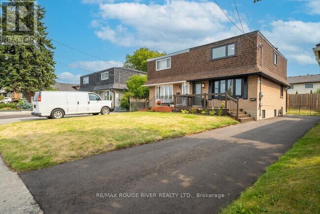 Photo du bâtiment - 1341 Park Rd S