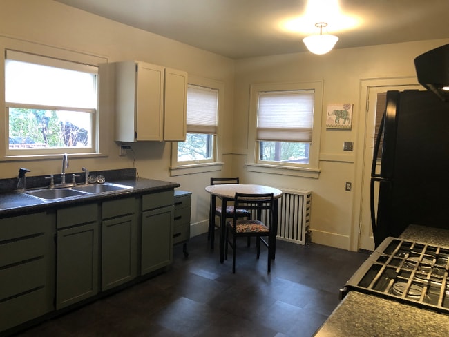 Foto del edificio - 3007 16th Ave S