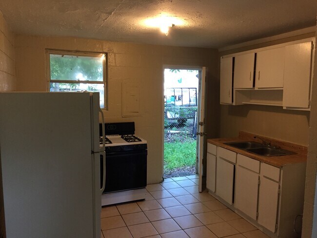 Foto del edificio - 4915 11th Ave