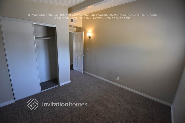 Building Photo - 10831 Balboa Blvd