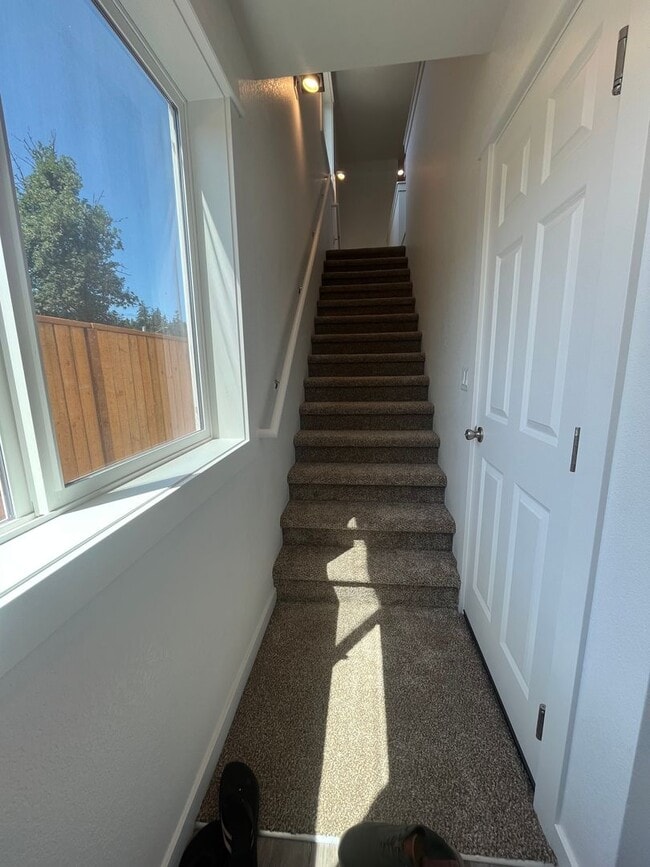 Building Photo - Brand new 3-Bedroom 2-Bathroom townhouse i...