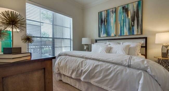 Foto del edificio - 806 Jackson Hill St