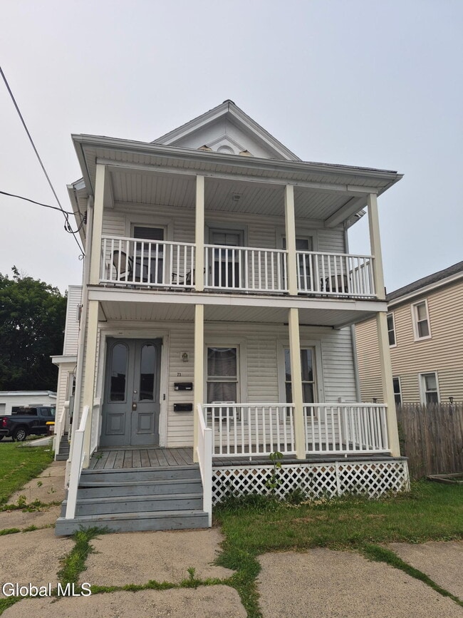Building Photo - 232 S St