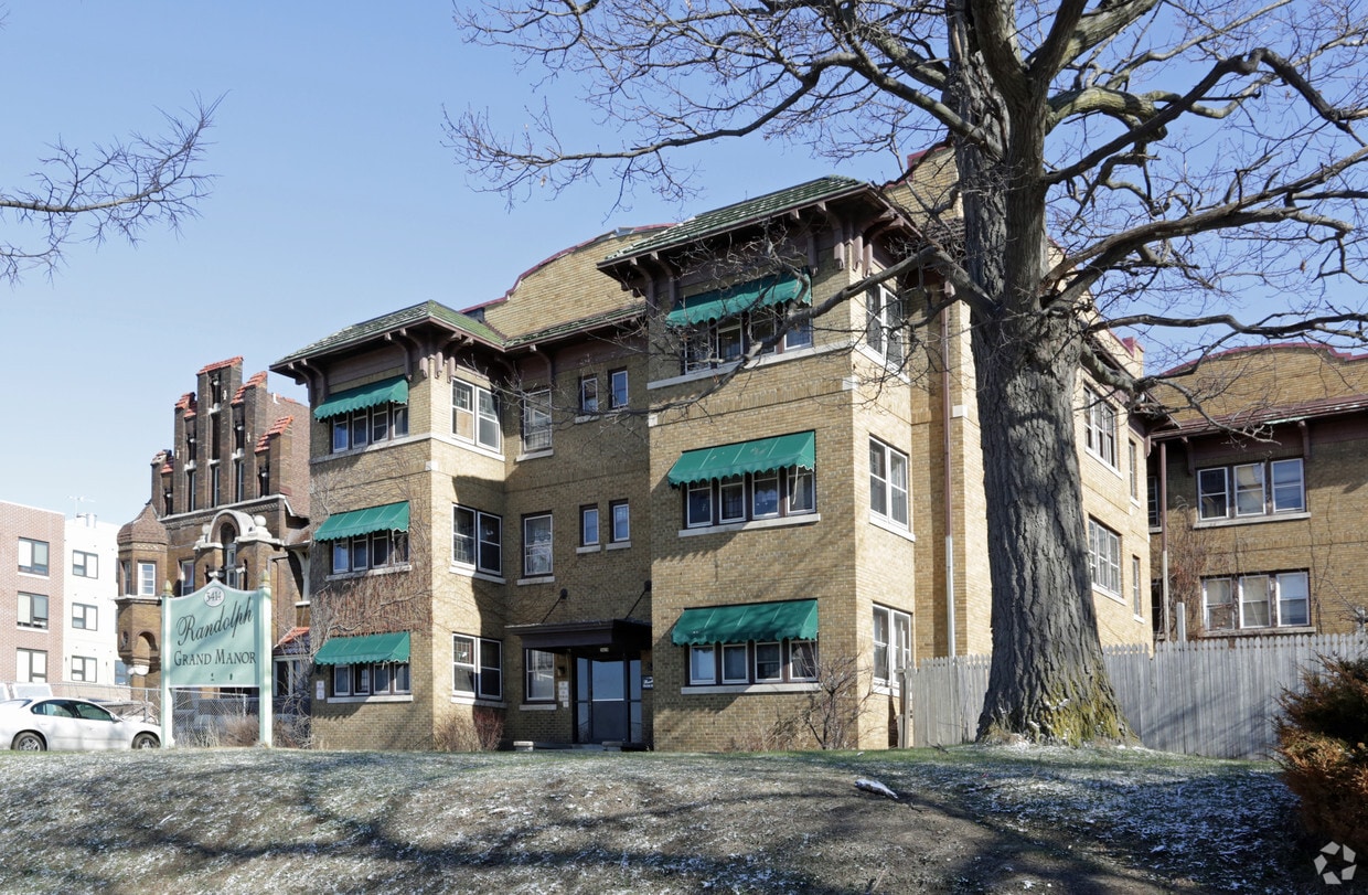 Building Photo - Rundolph Grand Manor Apartments