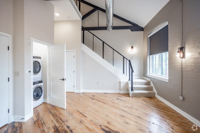 2HAB, 1,5BA - 1.003 ft² - The Lofts at Rockland Silk Mill