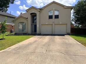 Building Photo - 5003 Cleves St