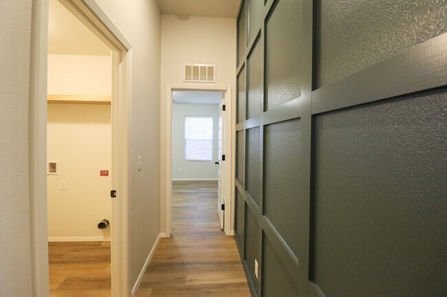 Building Photo - 4 Bed 2 Bath New Construction Home in Bixby