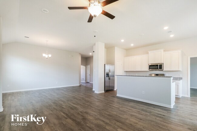 Foto del edificio - 17764 Cedar Crst Dr