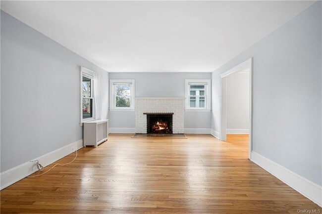 Foto del edificio - 522 Stanley Ave
