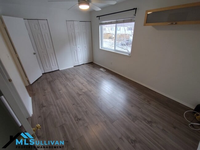 Foto del edificio - 220 Elizabeth St