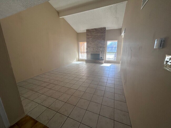 Building Photo - 8036 Winsford