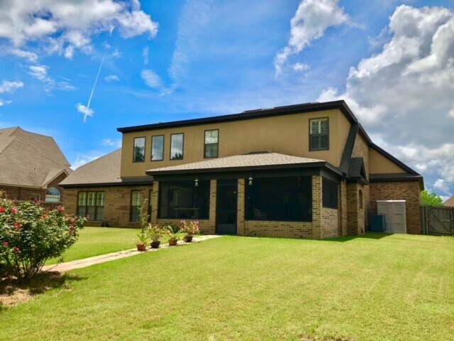 Foto del edificio - 1049 Old Breckenridge Ln