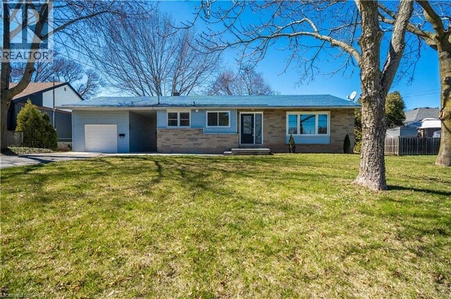 Building Photo - 1 Hill Pl