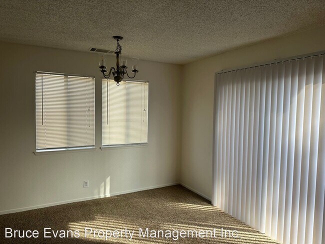 Foto del edificio - 2 br, 2 bath House - 3919 W. Hillsdale