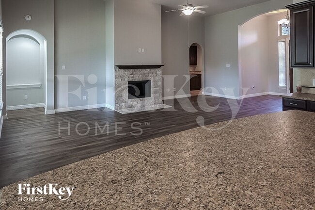 Building Photo - 27727 Halls Farms Ln