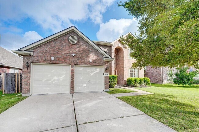 Foto del edificio - 16338 Mellow Oaks Ln