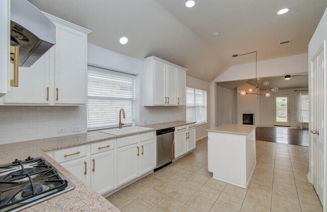 Foto del edificio - 15011 Redding Crest Ln