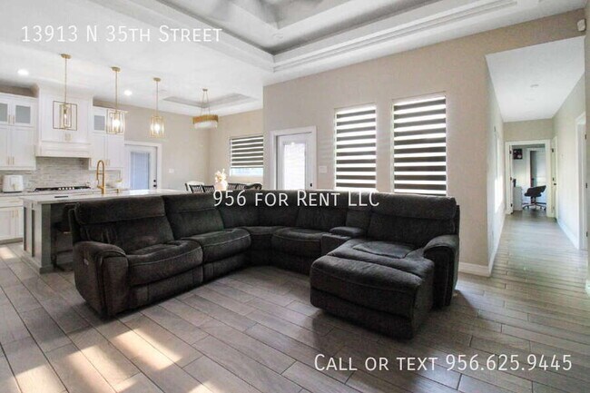 Foto del edificio - 13913 N 35th St