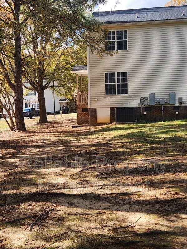 Foto del edificio - 139 Park Pl Dr