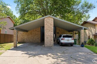 Building Photo - 2415 Burleson Ct