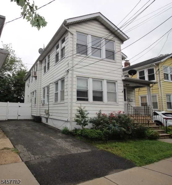 Building Photo - 10 Rose Terrace