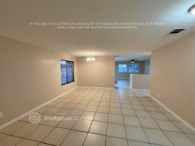 Building Photo - 781 Hillview St